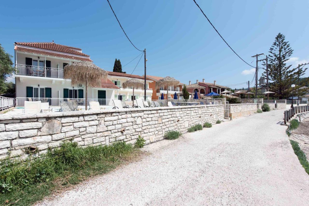 Marika Apartments Kassiopi Eksteriør billede