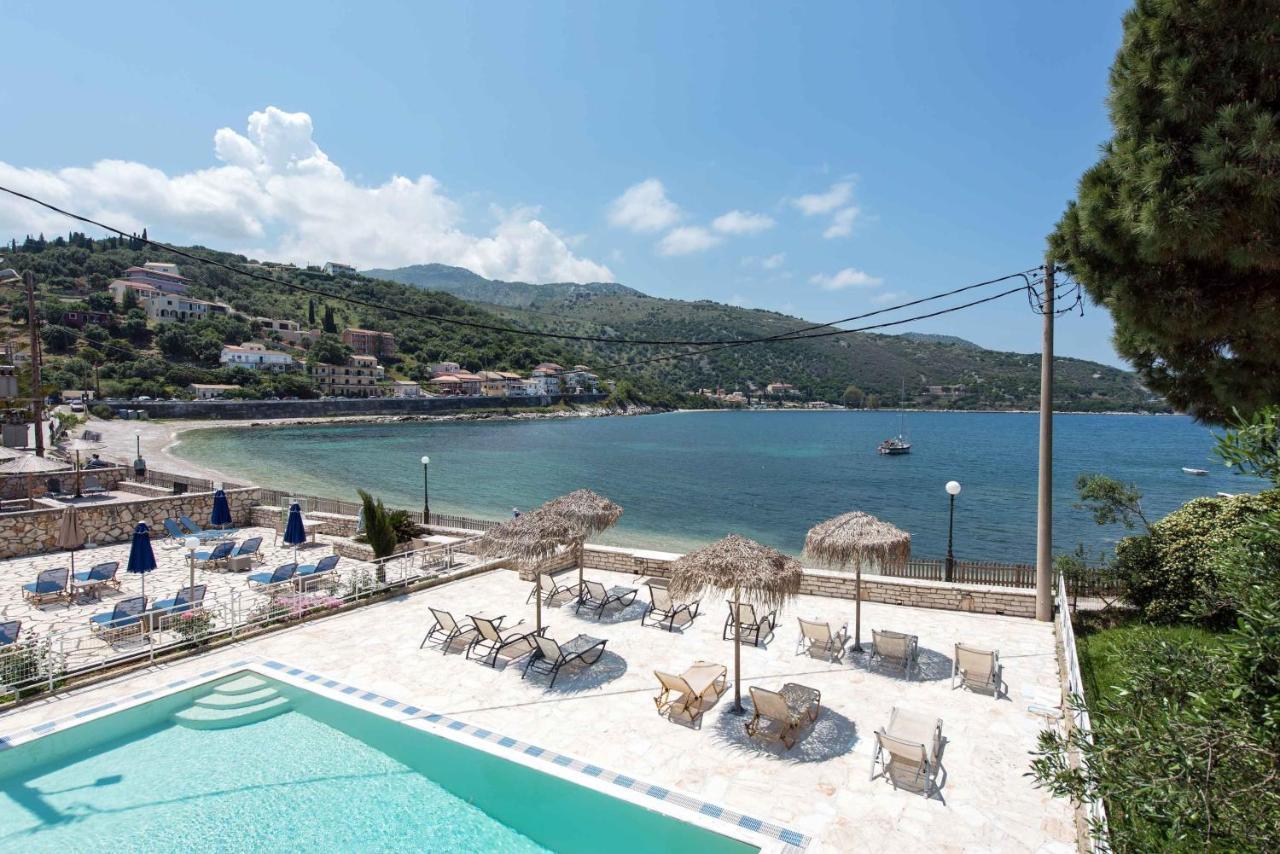Marika Apartments Kassiopi Eksteriør billede