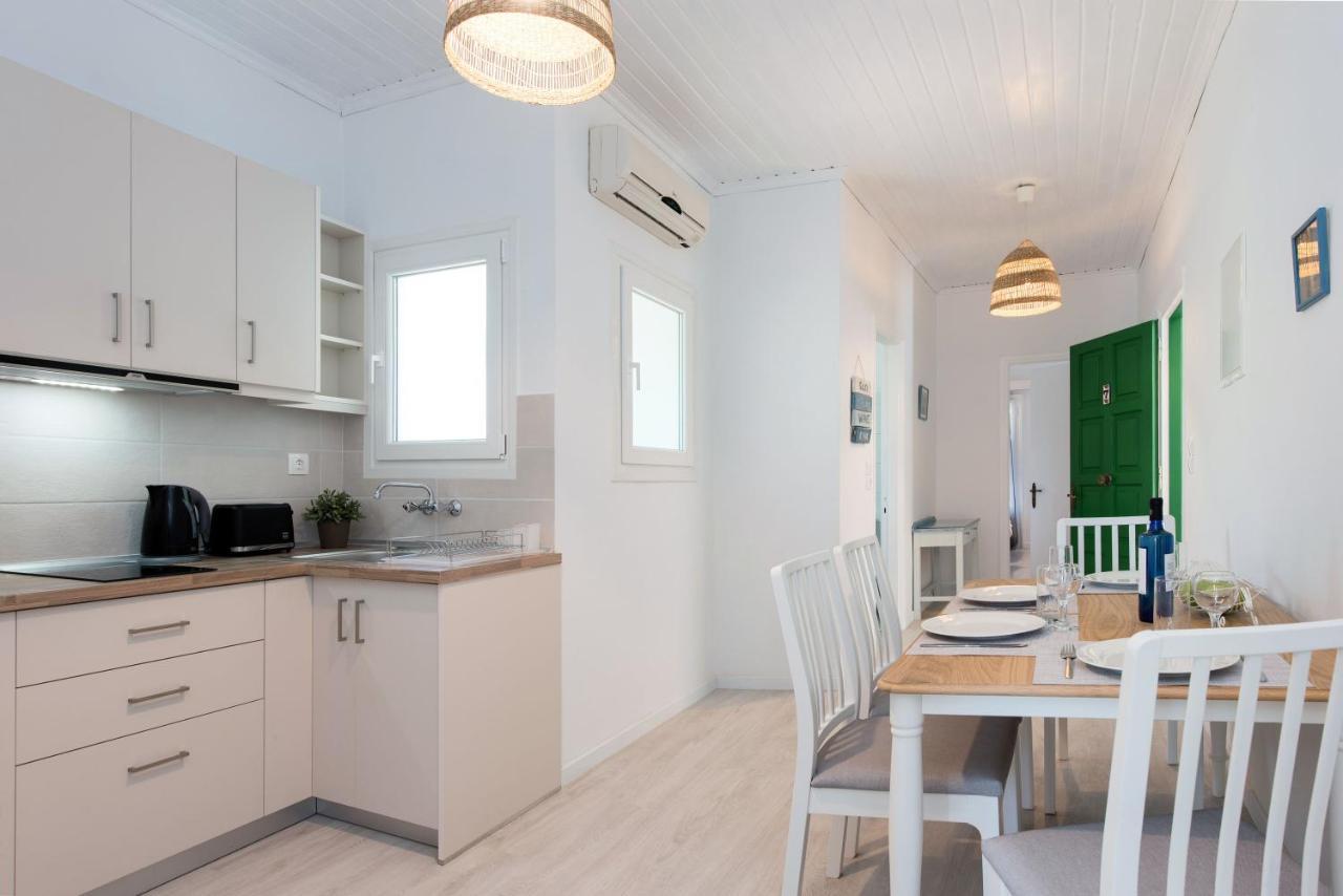 Marika Apartments Kassiopi Eksteriør billede
